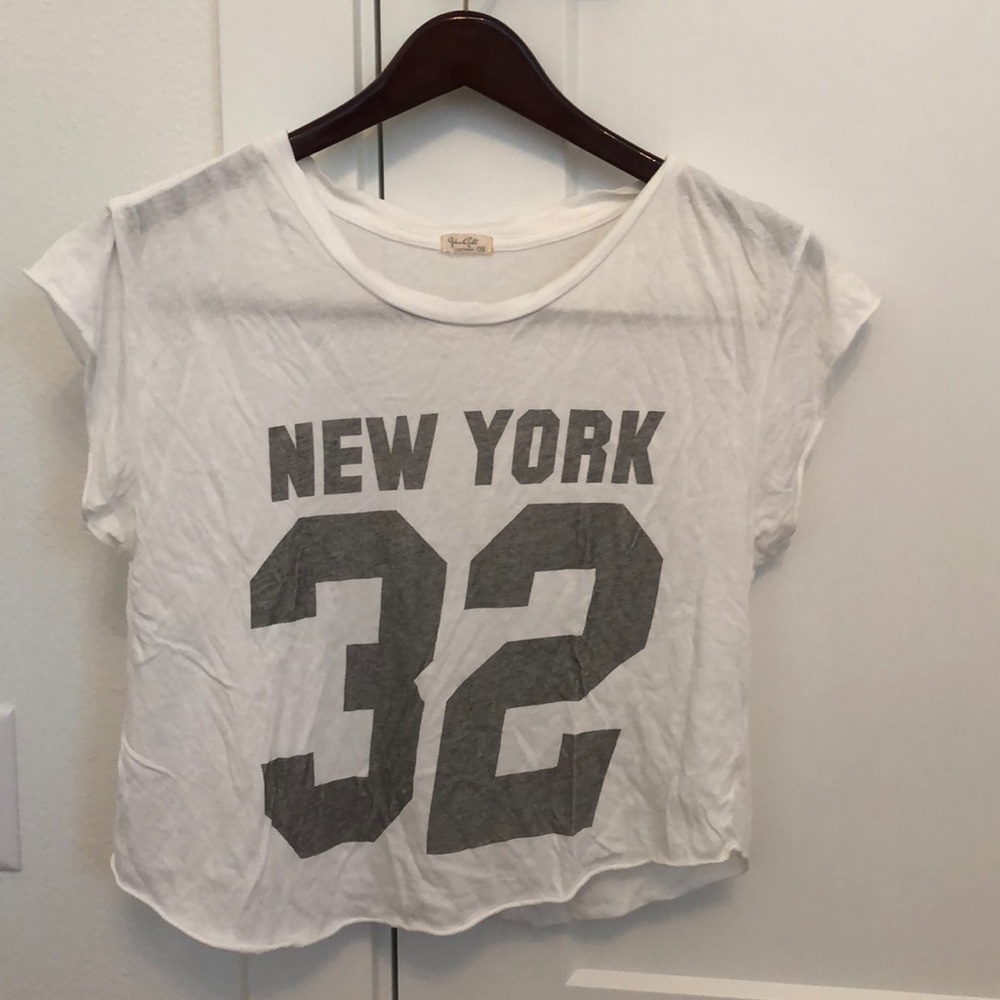 Brandy Melville cropped tee